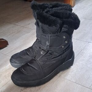 Pajar Black Winter Boots for Women